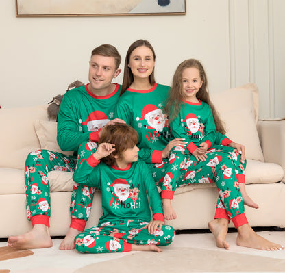 Superbes pyjamas de Noël pour toute la famille: Bébé, enfants, papa, maman et le chien