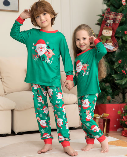 Superbes pyjamas de Noël pour toute la famille: Bébé, enfants, papa, maman et le chien